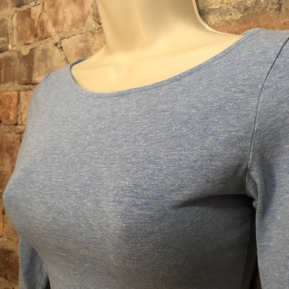 Soft long sleeve crop top - Picture 2 of 4